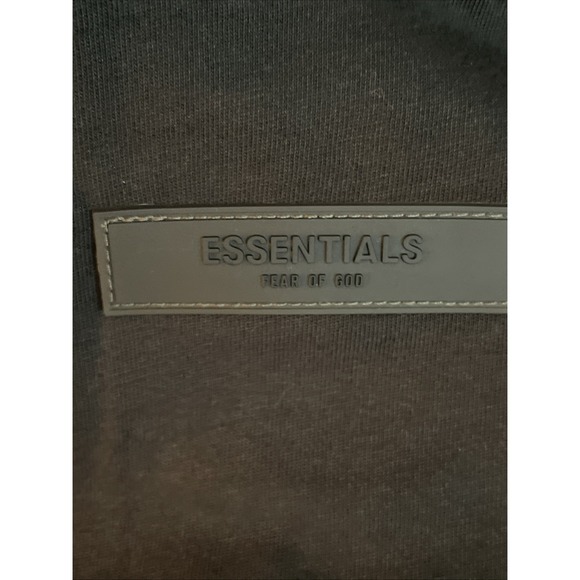 NWT FEAR OF GOD Essentials Logo T-Shirt Short Sleeve Stretch Limo Men M Black - Picture 9 of 16